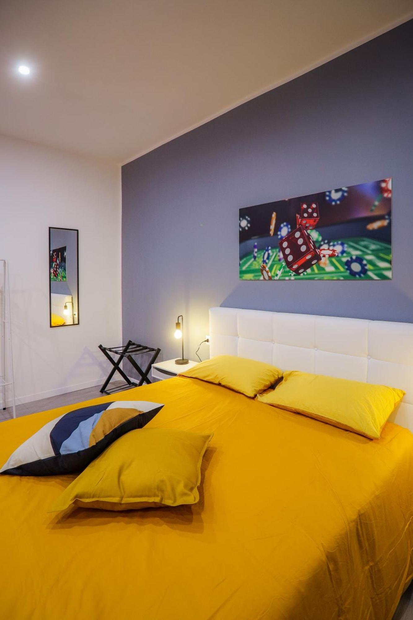 Napoli Games Apartments By Dimorra Esterno foto